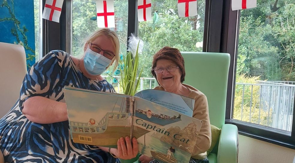 L-R Clare Sinclair with resident Carole Rowley