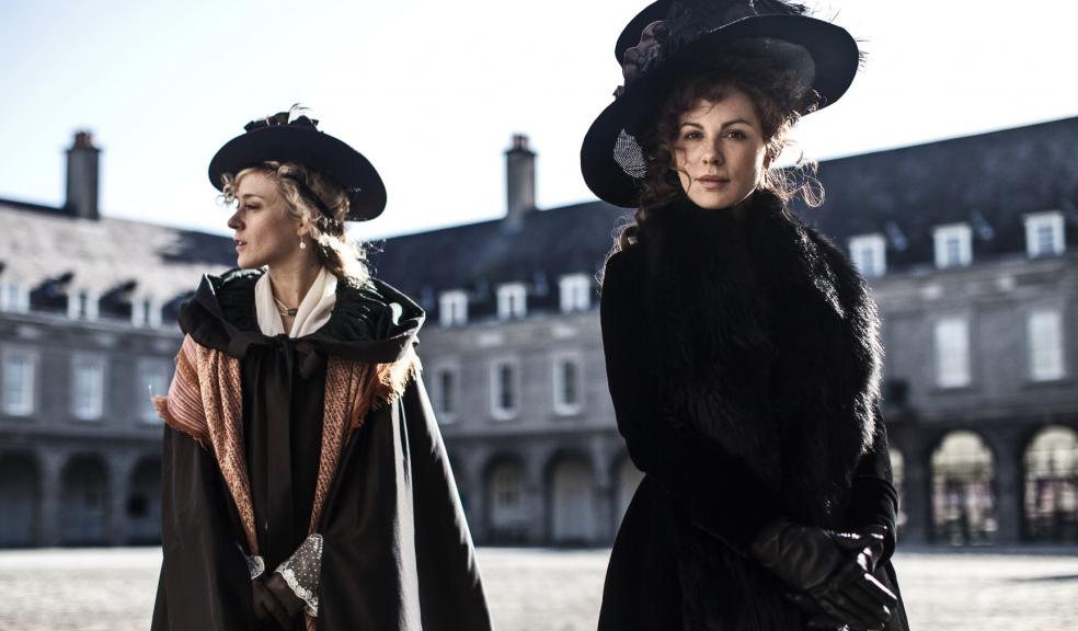 Love and Friendship (2016)