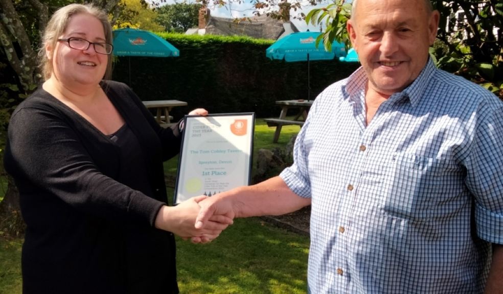 Presentation of Regional Cider Pub Of The Year Certificate to Tom Cobley Tavern