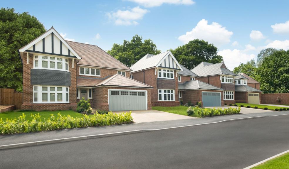 Typical streetcene of a Redrow development Typical streetcene of a Redrow development