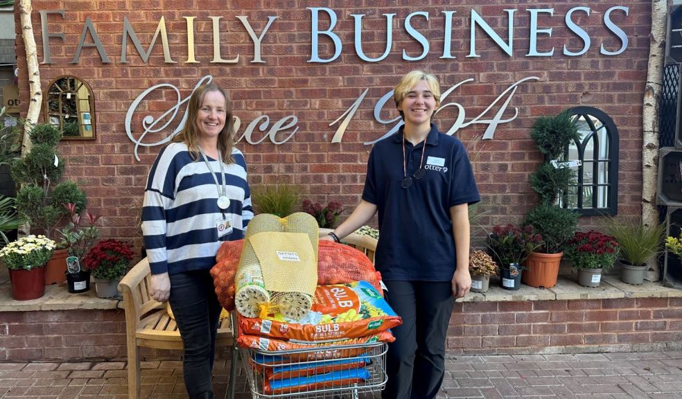 Upottery Primary School collecting daffodil bulbs