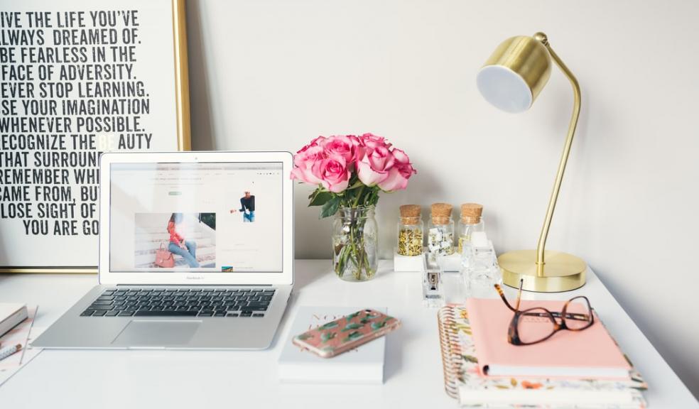 ways-to-build-a-successful-online-portfolio-with-wordpress steps-how-to-create-an-online-portfolio-with-wordpress-website