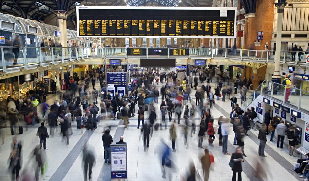 Government announces plans for simplified rail tickets