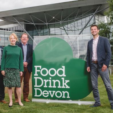 Greg Parsons, Susy Atkins, Ian Cameron and Howard Davies (outside the Met Office)