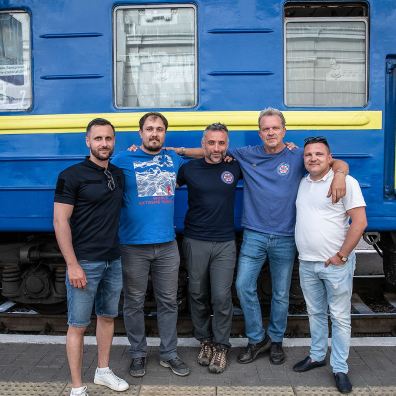 Luca and Mark with Ukraine volunteers